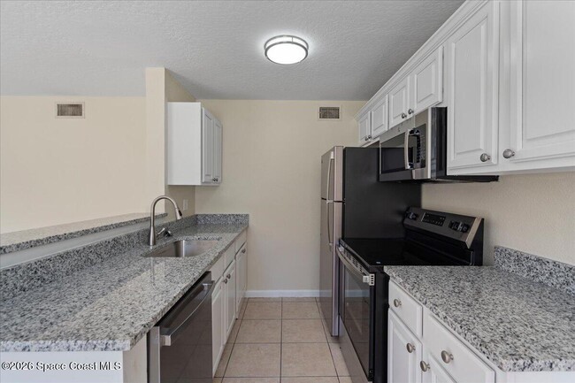 Building Photo - 1884 Agora Cir SE