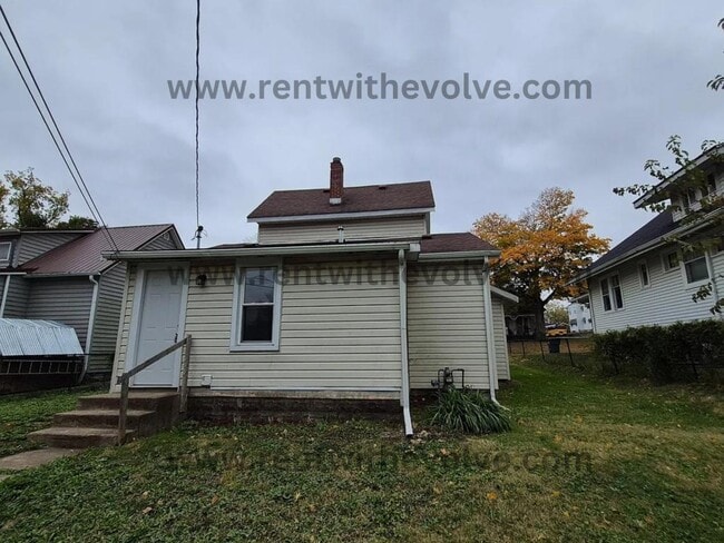 Building Photo - 209 N Walnut St