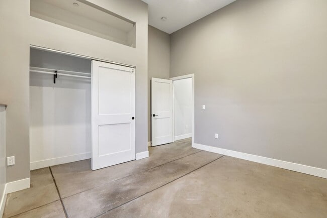 Building Photo - 5610 Martin Luther King Jr Way