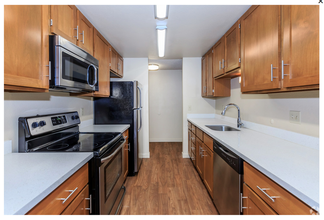 Building Photo - Park 3025