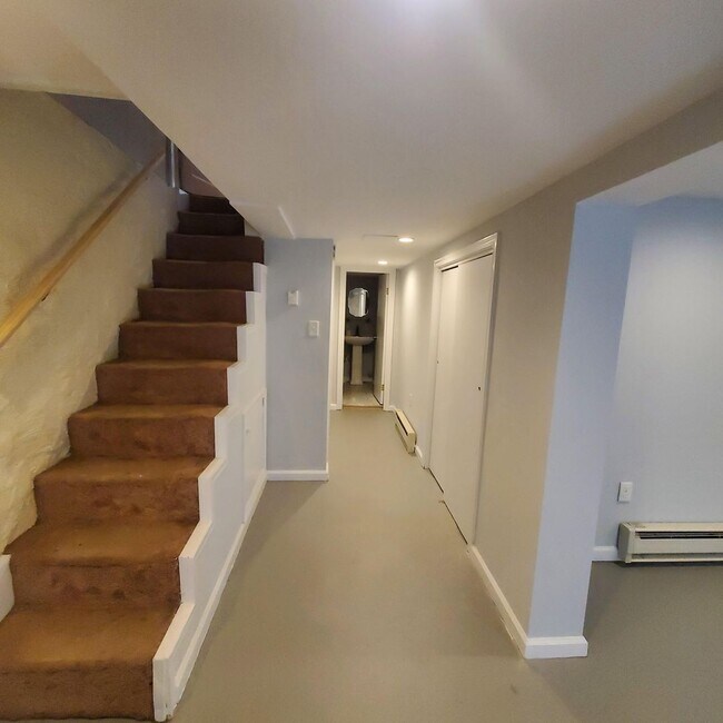 Building Photo - 3310 Gilman Terrace