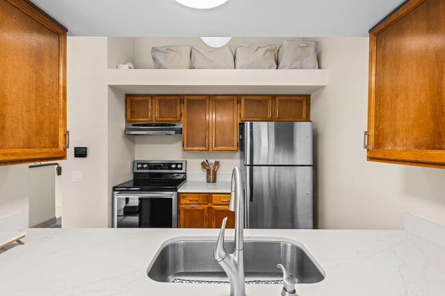Building Photo - 4233 S Richfield Way