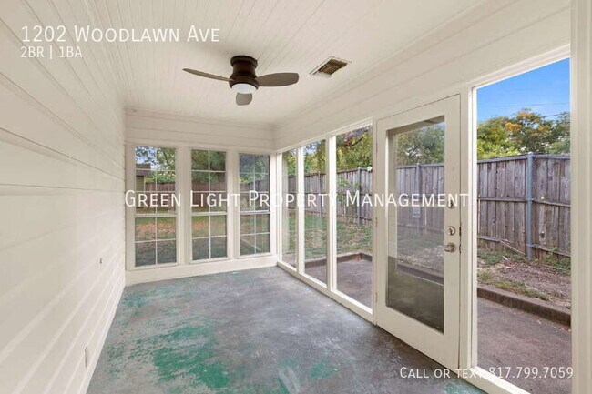 Building Photo - 1202 Woodlawn Ave