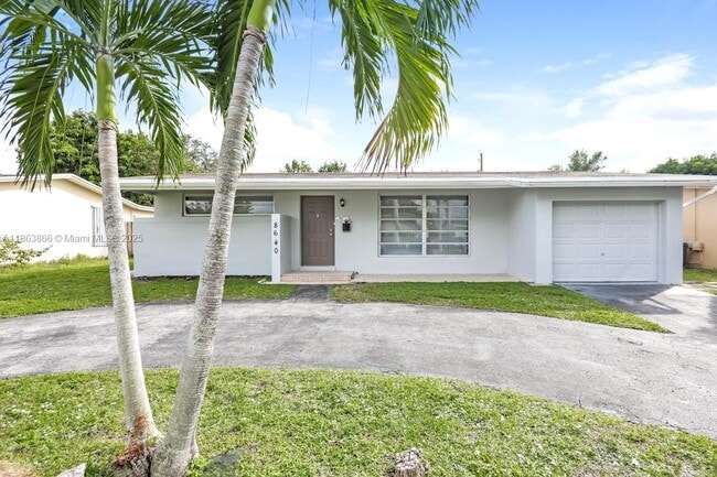 Primary Photo - 8640 NW 25th St