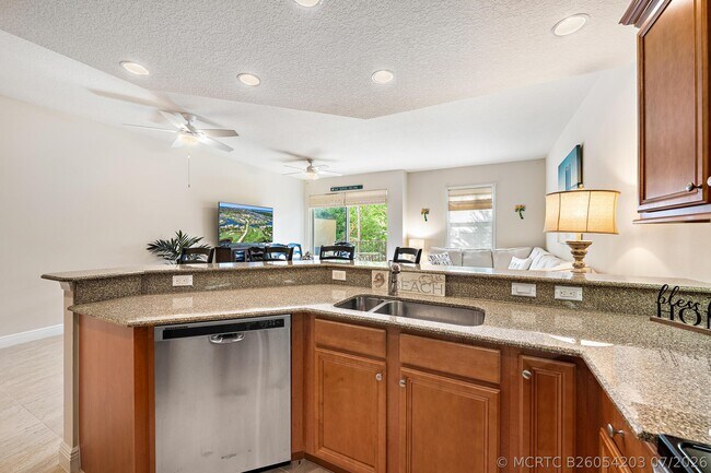 Building Photo - 12695 SE Old Cypress Dr