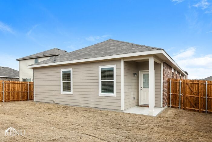 Building Photo - 6011 Mojave Dr