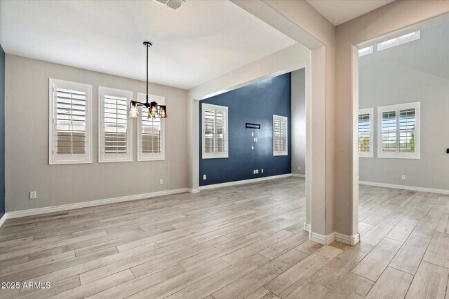 Building Photo - 25509 N 140th Dr