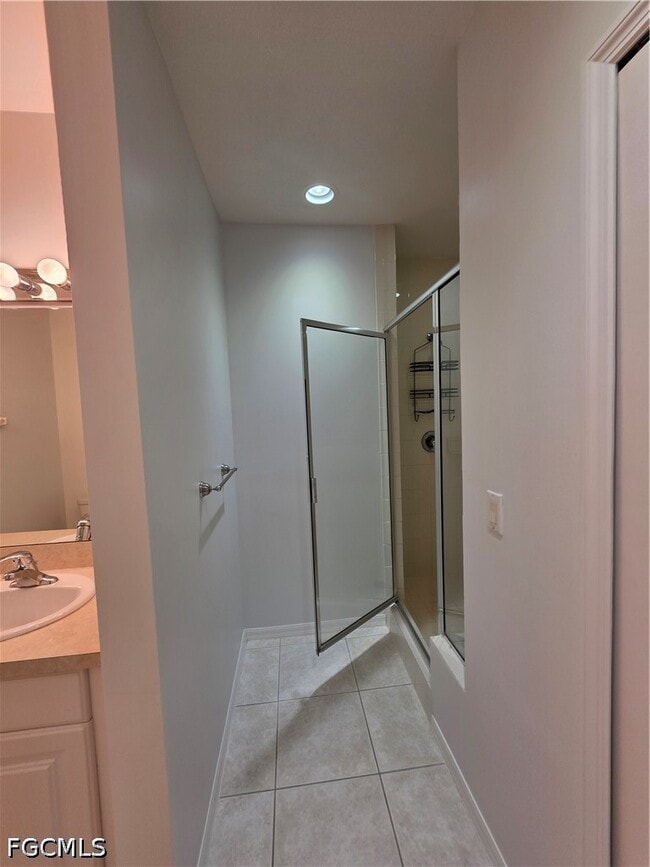Building Photo - 2261 Somerset Ridge Dr