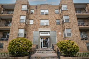 Building Photo - 939 Longfellow St NW