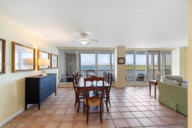 Building Photo - 2200 S Ocean Ln