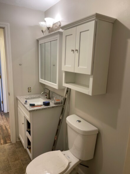 Building Photo - 3 Cook St