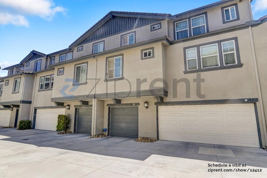 Building Photo - Unit 181