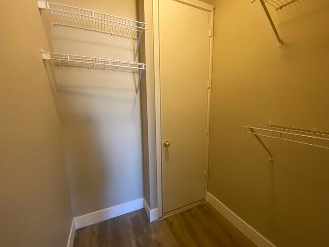 Building Photo - 4 Bedroom, 4 Bathrooms at The Edge at Reno