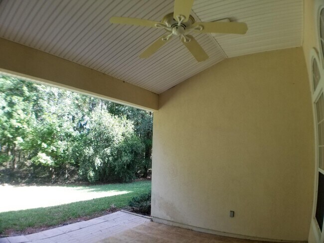 Building Photo - 2580 Heather Oaks Ct