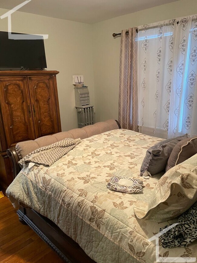 Building Photo - Hige 2 bed in Watertown
