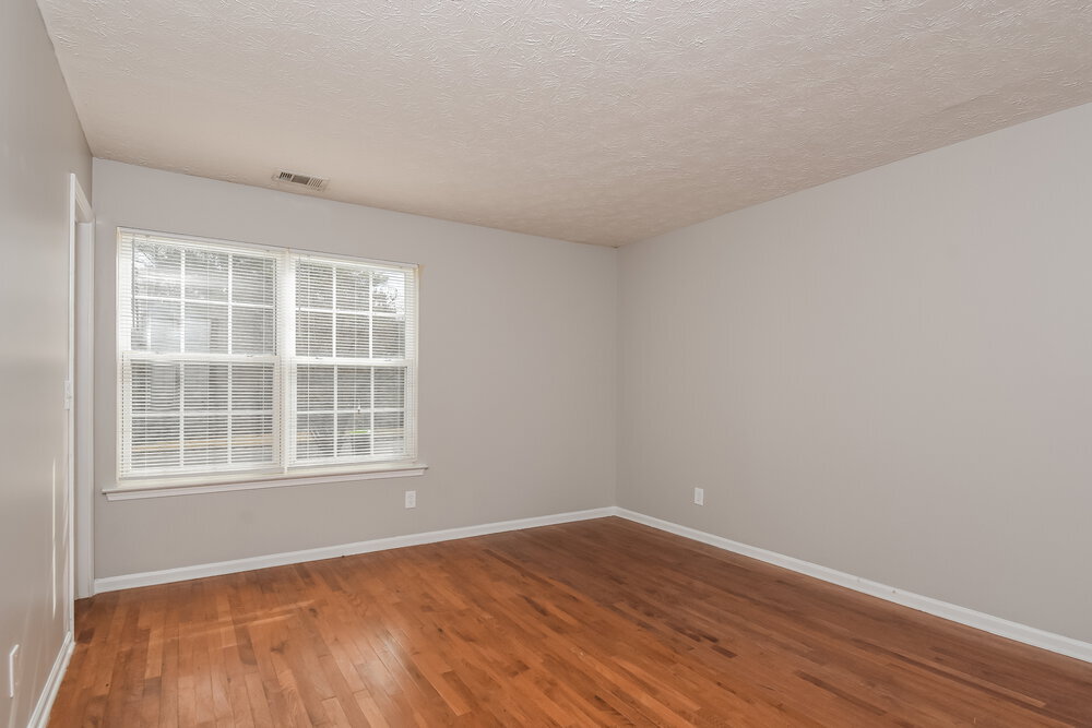 Building Photo - 41 Creekmoore Ct