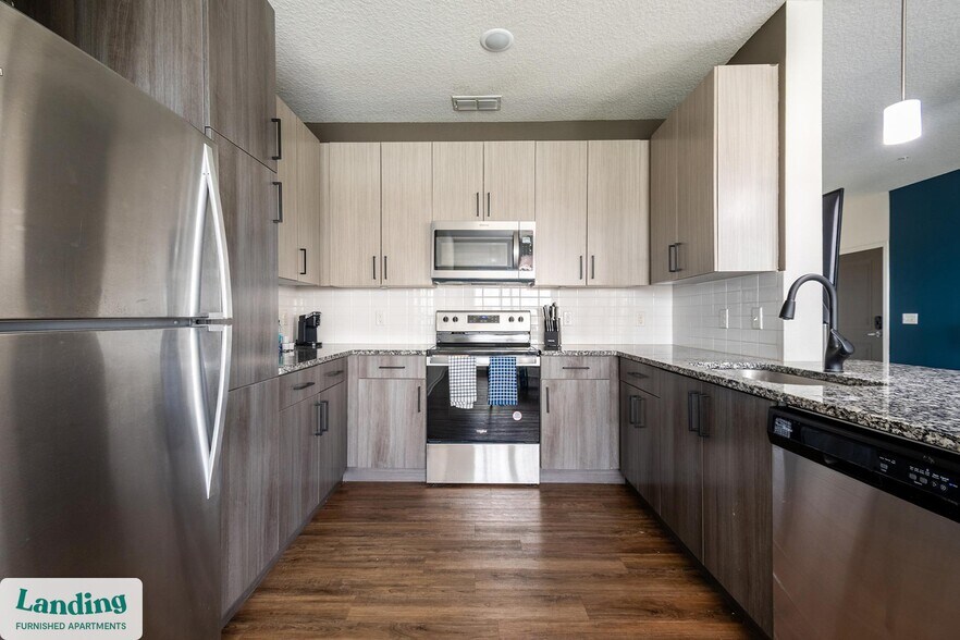 Building Photo - 2439 Casona Ln