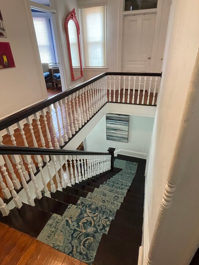 STAIRCASE - 120 W 37th St