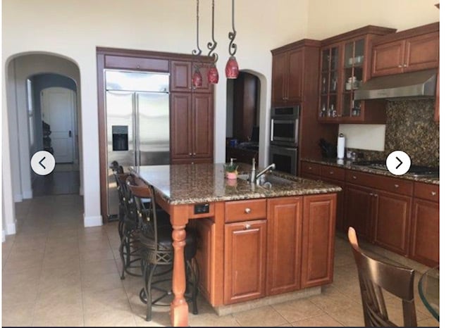 Building Photo - 2154 Lusitano St