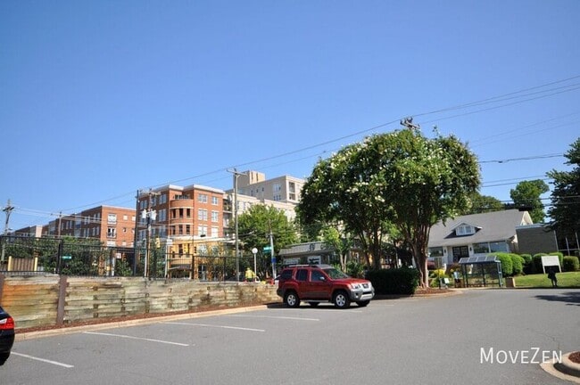 Building Photo - 2708 Dilworth Heights Ln