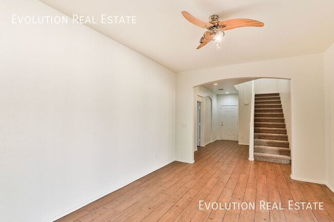 Building Photo - 4616 E Laurel Ct