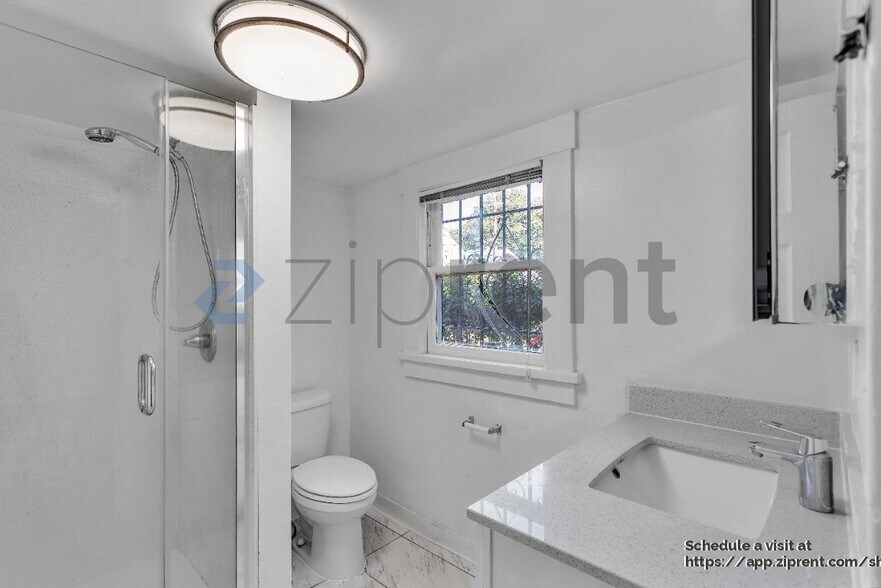 Building Photo - 1055 48th St