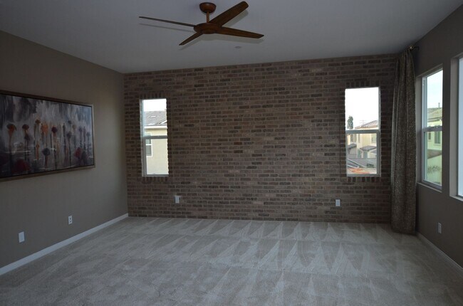Building Photo - 1005 Sea Glass Wy