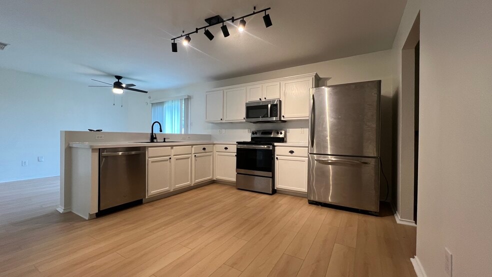 Building Photo - 7807 Galleon Field Ln