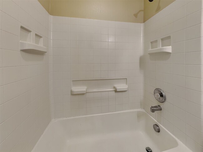 Building Photo - 8102 Sweetstone Bluff Ln