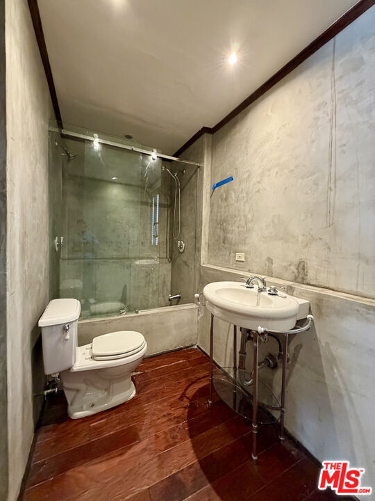 Building Photo - 6871 Pacific View Dr