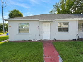 Building Photo - 518 N 6th St
