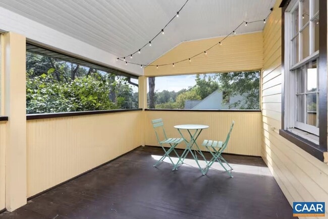 Building Photo - 243 Shamrock Rd