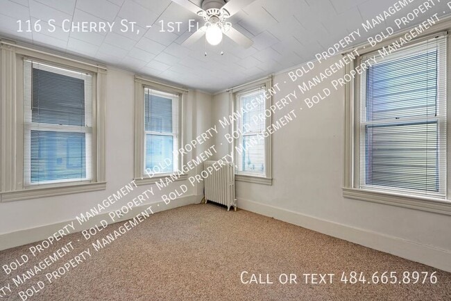 Building Photo - 116 S Cherry St