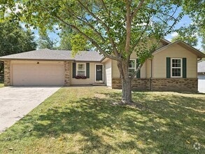 Building Photo - 3 Bed 2 Bath 2 Car Garage Available Now!!!
