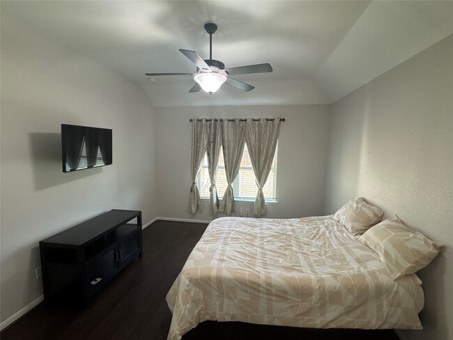 Building Photo - 5310 Royal Press Dr