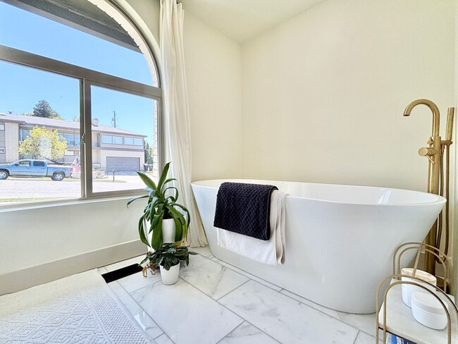 Building Photo - Sundance Stunner Near Mueller Park Trail!