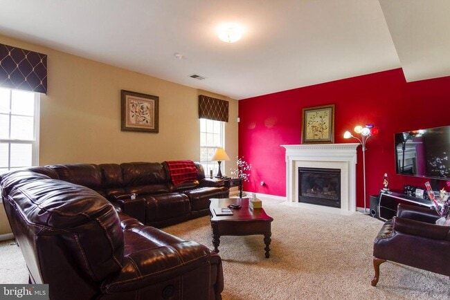 Building Photo - 46 Bismark Dr
