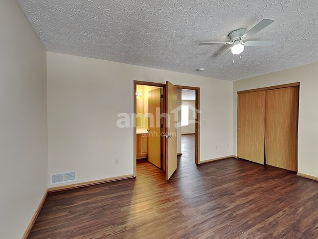 Building Photo - 514 Hannifin Dr