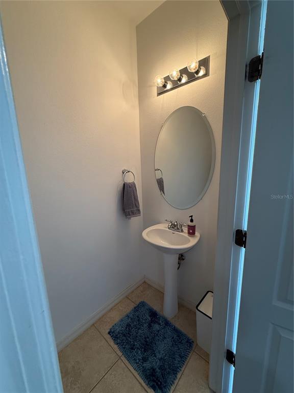 Building Photo - 5032 White Sanderling Ct