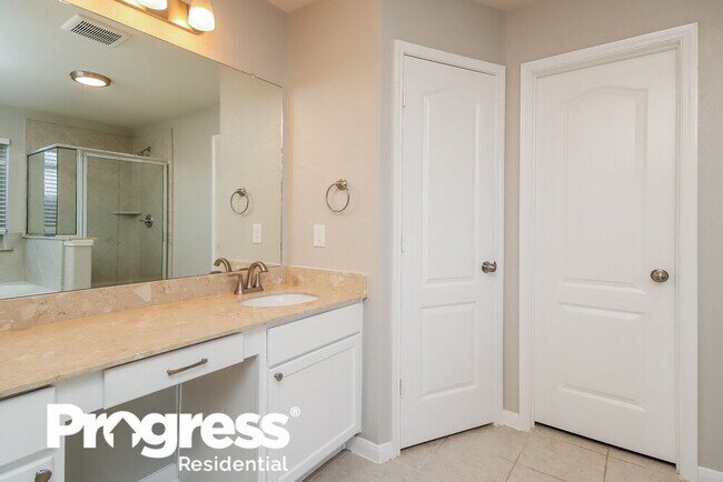 Building Photo - 5107 Gulf Stream Ln