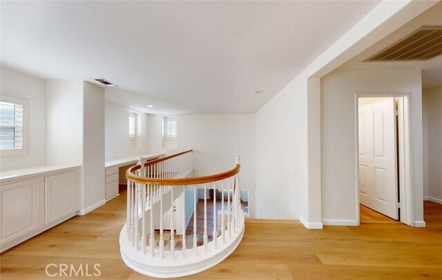 Building Photo - 19 Sorbonne St