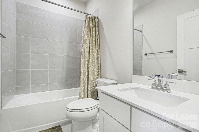 Building Photo - 1546 Aspire St