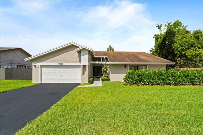 Primary Photo - 11044 SW 128th Ct