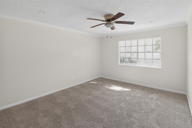 Building Photo - 133 Cherry Tree Ln