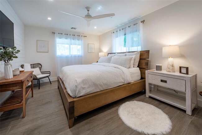 Building Photo - 1959 SE 25th Ave