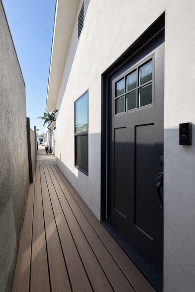 Building Photo - 619 N Vista St