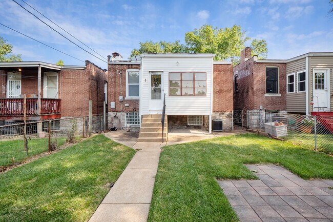 Building Photo - 3948 Humphrey St
