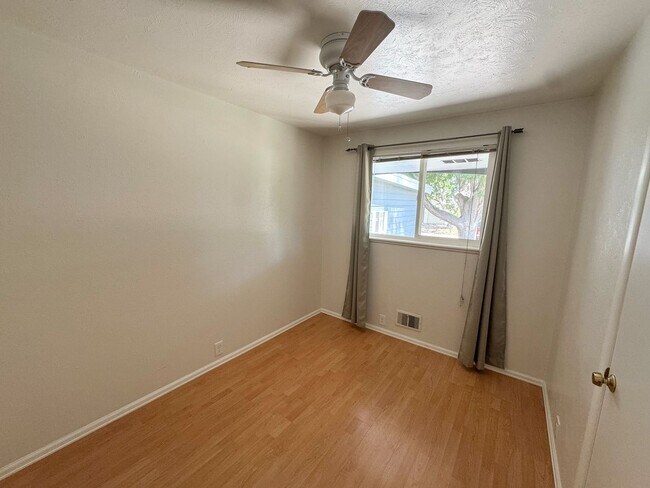 Building Photo - 5 weeks free! Beautiful 3-Bedroom Home in ...