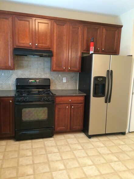 Building Photo - 1384 bellsmith dr