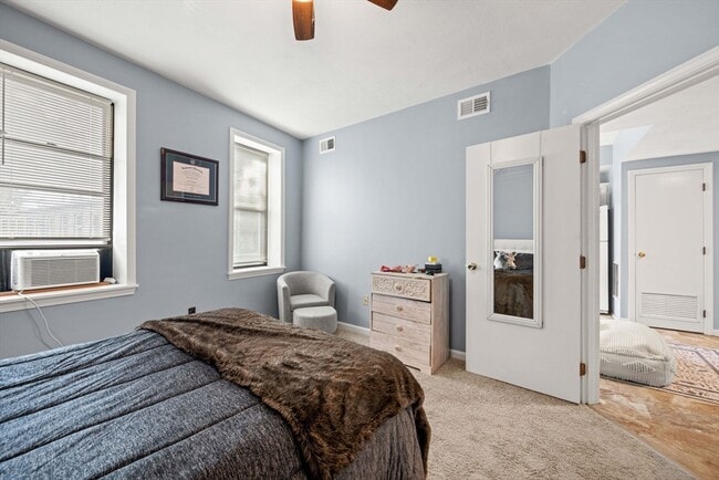 Building Photo - 141 Emerson St